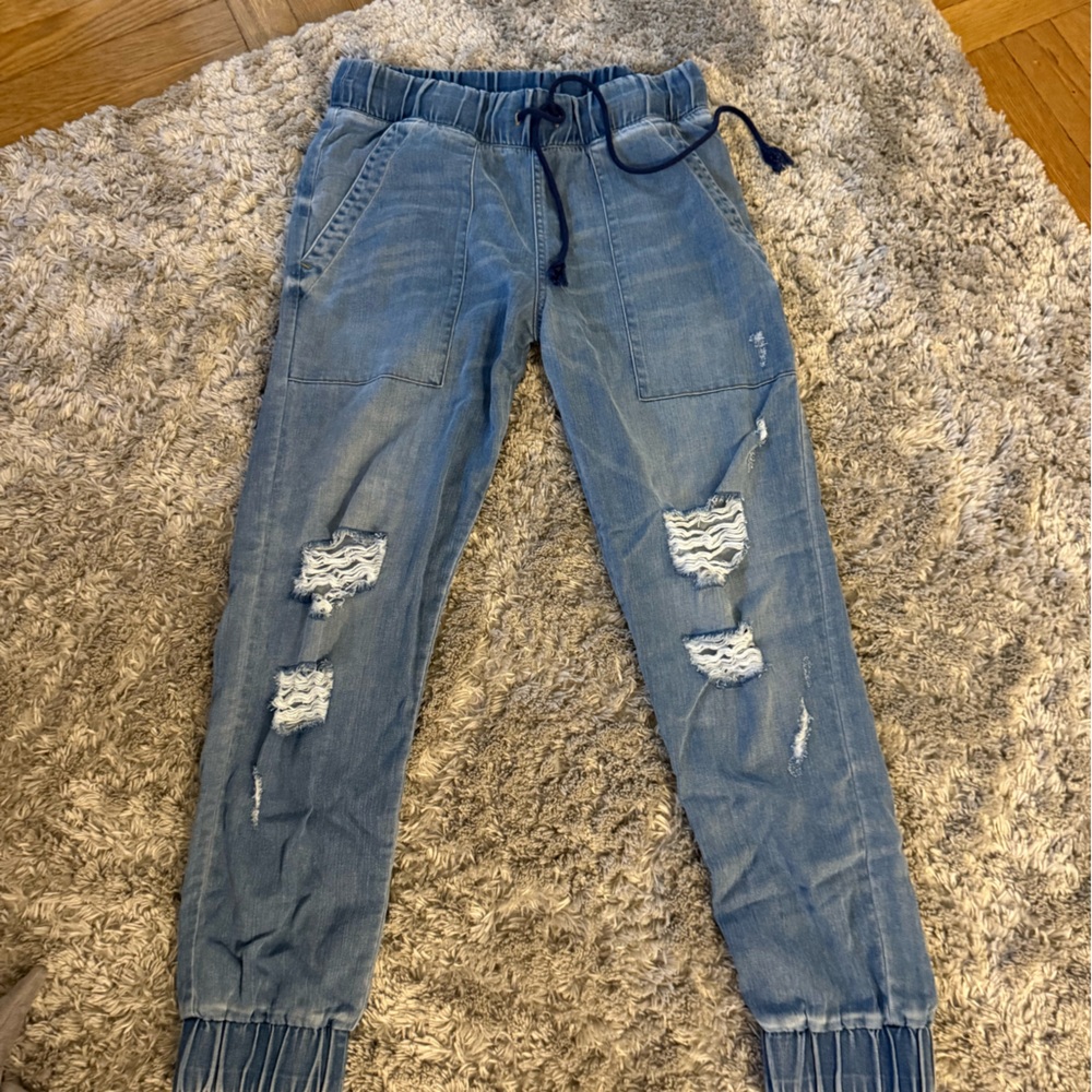 Bella Dahl Light Blue Ripped Joggers